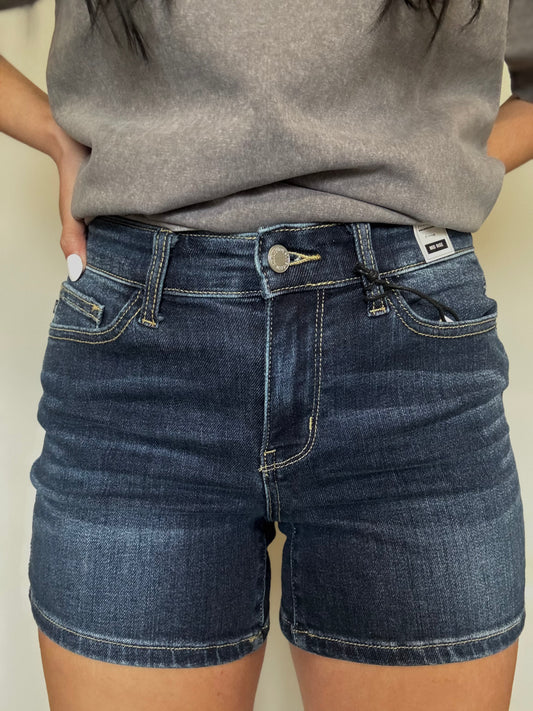 Judy Blue Mid Rise Shorts